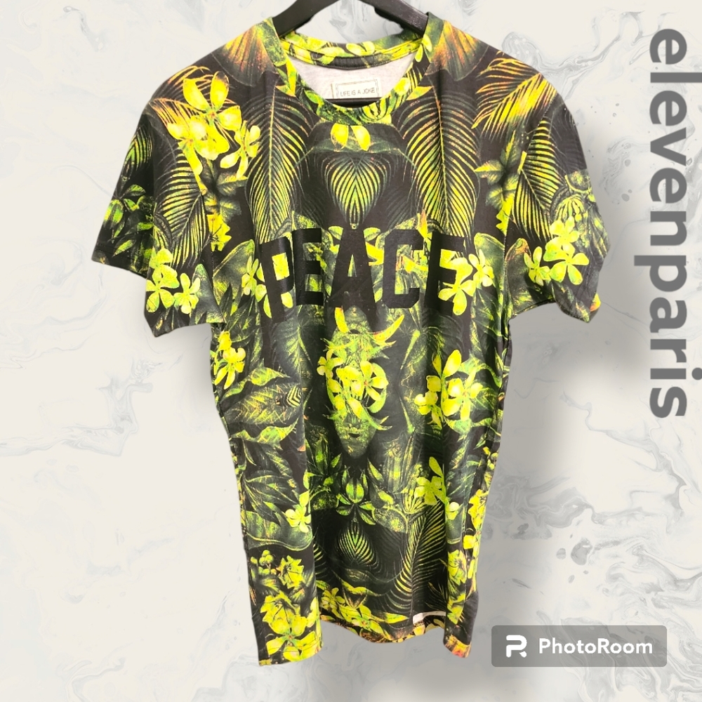 Eleven Paris PEACE Allover Jungle Print Graphic Tee NWT Size S
